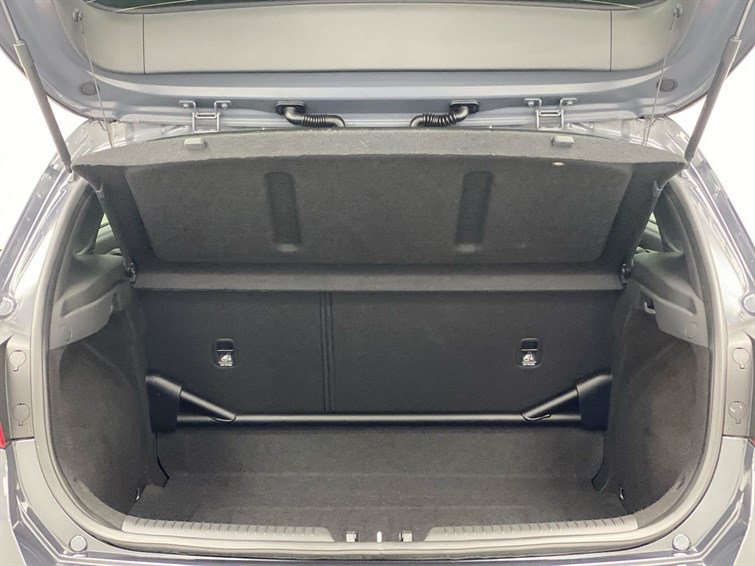 Used Hyundai i30 2023 for sale - 77239232: Photo 67