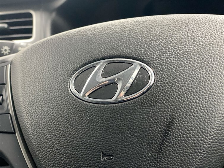 Used Hyundai i20 for sale - 77910440: Photo 43