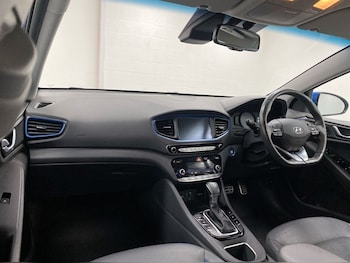 Used Hyundai IONIQ 2017 for sale - 79108246: Photo