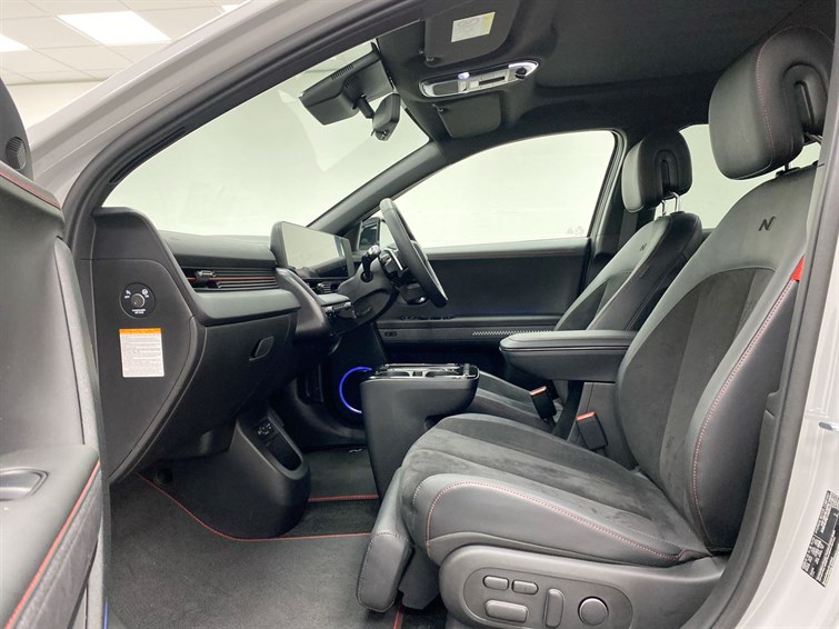 Used Hyundai IONIQ 5 2025 for sale - 77210525: Photo 54