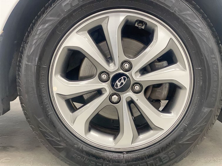 Used Hyundai i20 2020 for sale - 77210658: Photo 15