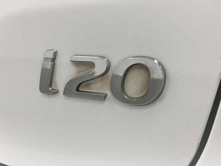 Used Hyundai i20 2020 for sale - 77210658: Photo 29