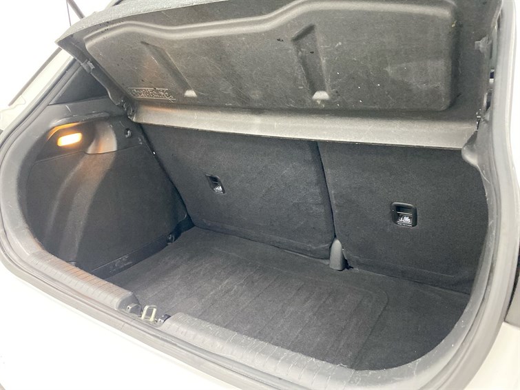 Used Hyundai i20 2020 for sale - 77210658: Photo 67