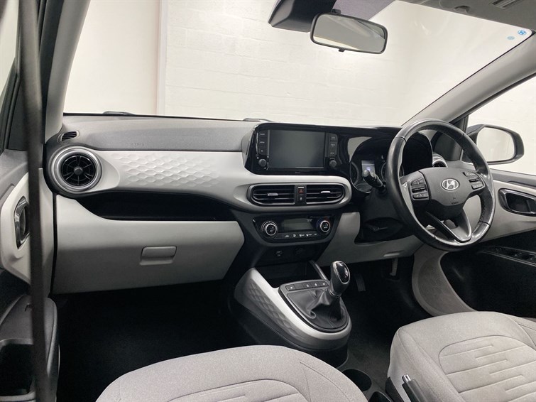 Used Hyundai i10 2022 for sale - 77210640: Photo 2