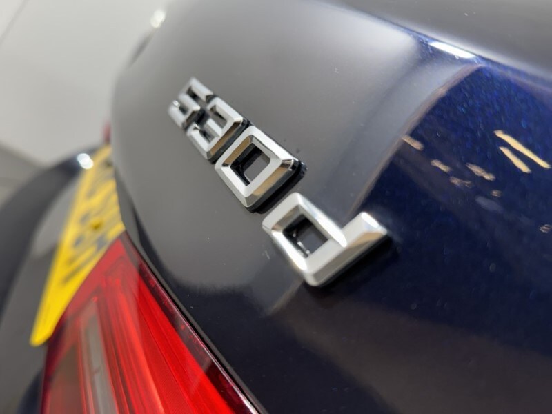 Used BMW 5 Series 2018 for sale - 77492779: Photo 45