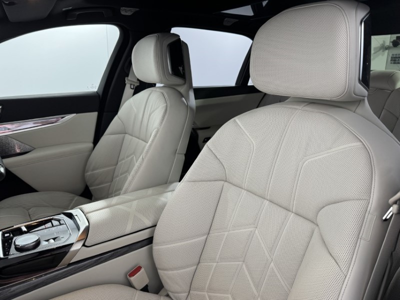 Used BMW 7 Series 2024 for sale - 78090467: Photo 34