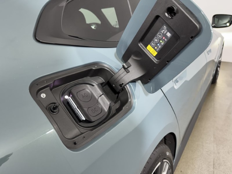 Used BMW i4 2025 for sale - 77258390: Photo 44