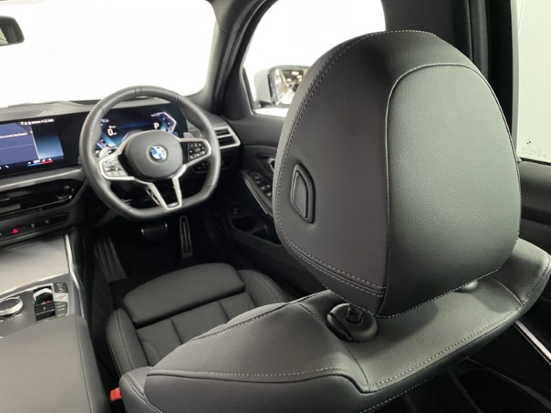 Used BMW 3 Series 2025 for sale - 77022992: Photo 32