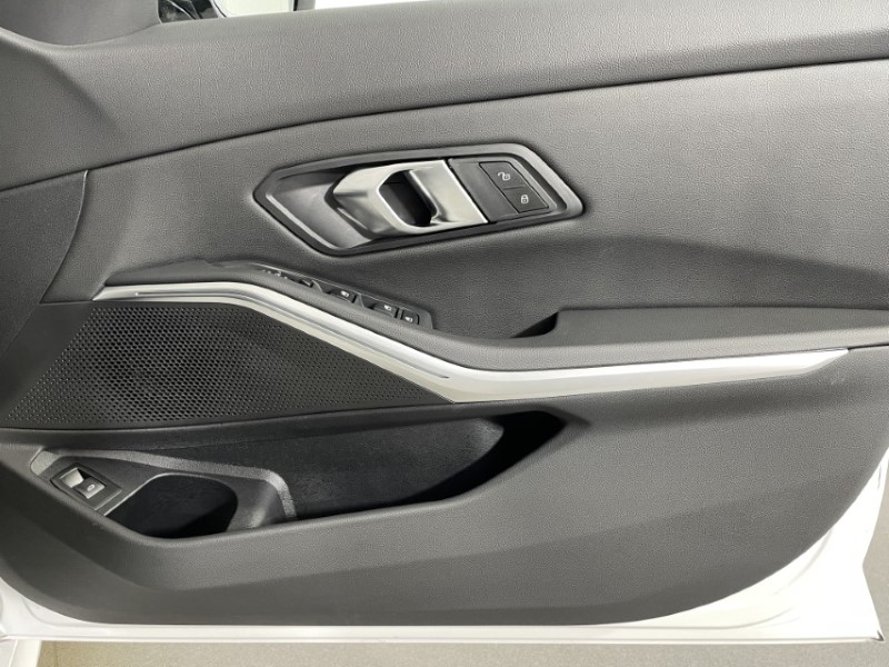 Used BMW 3 Series 2025 for sale - 77022992: Photo 37