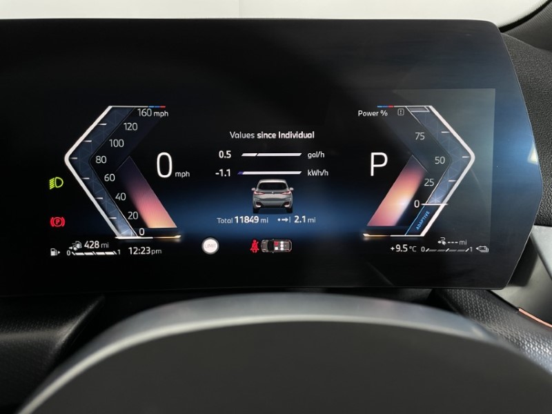 Used BMW 2 Series 2025 for sale - 76981132: Photo 9