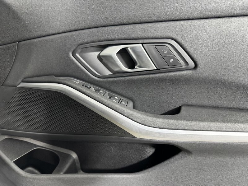 Used BMW 3 Series 2025 for sale - 77151633: Photo 45