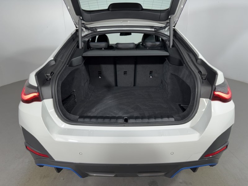 Used BMW i4 2024 for sale - 77077078: Photo 13