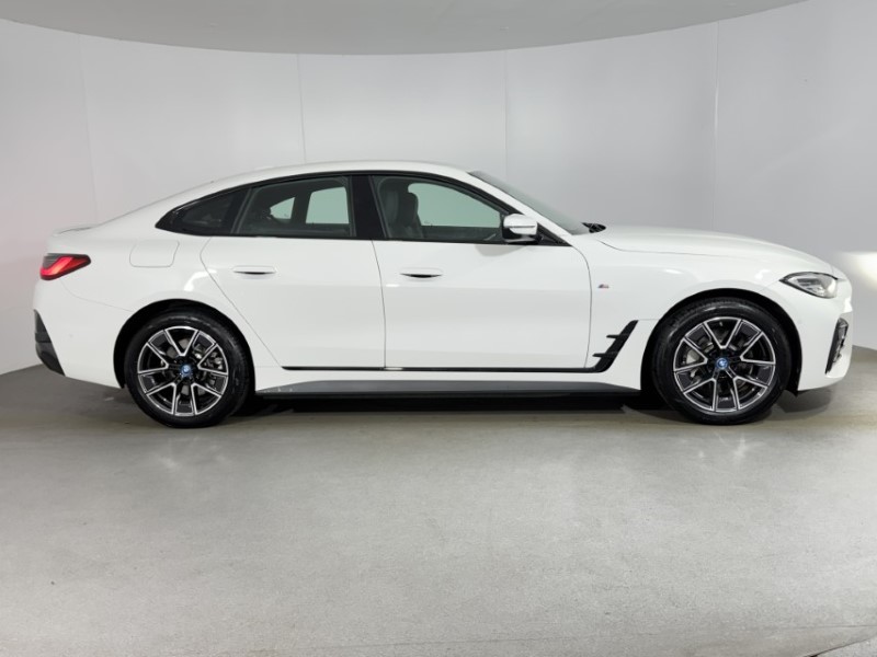 Used BMW i4 2024 for sale - 77077078: Photo 3