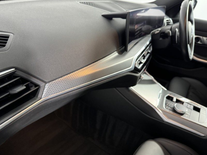 Used BMW 3 Series 2023 for sale - 77975612: Photo 19