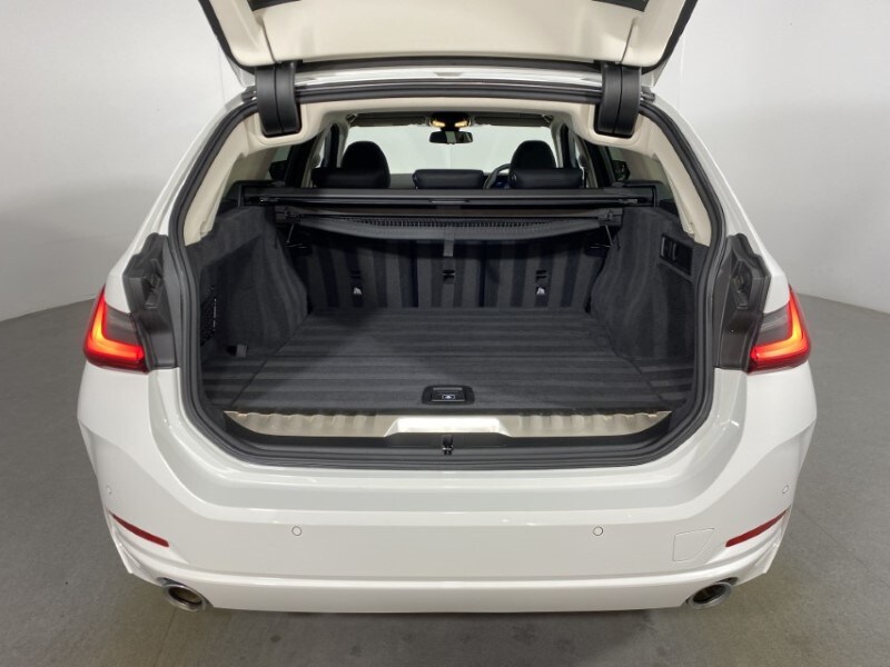 Used BMW 3 Series 2025 for sale - 76981654: Photo 13