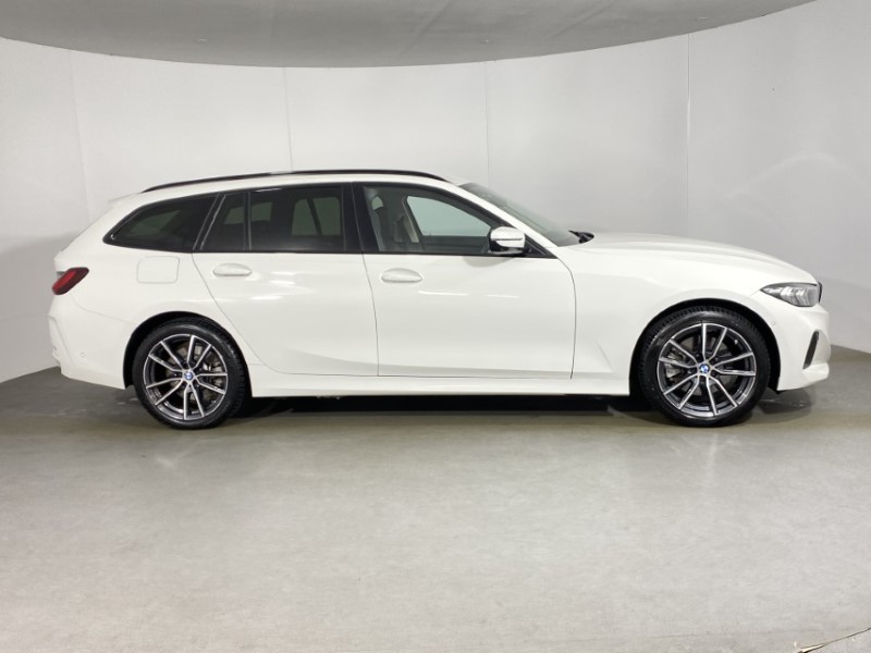 Used BMW 3 Series 2025 for sale - 76981654: Photo 3