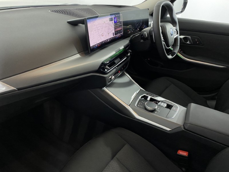 Used BMW 3 Series 2025 for sale - 76981654: Photo 7