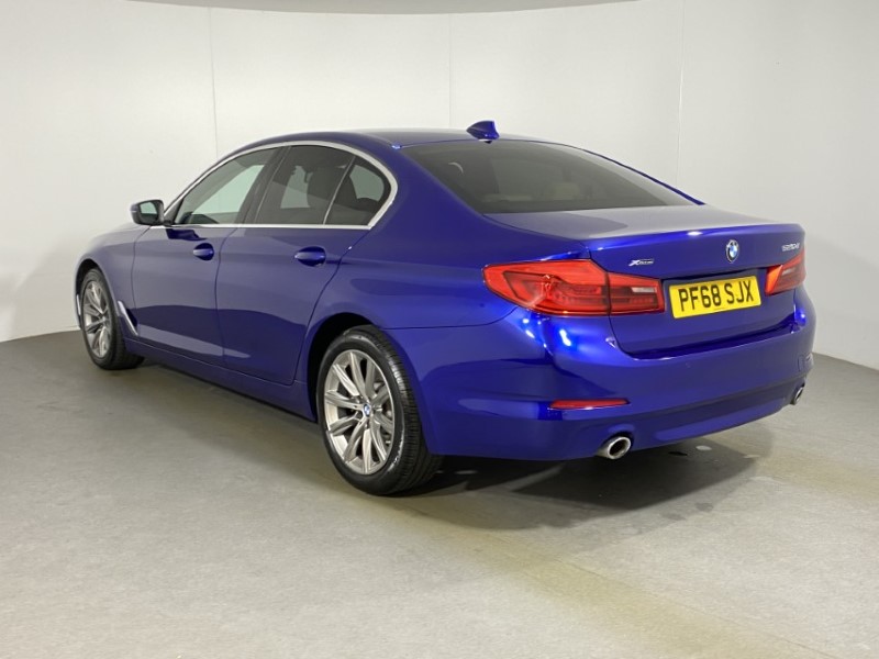 Used BMW 5 Series 2018 for sale - 77001377: Photo 2