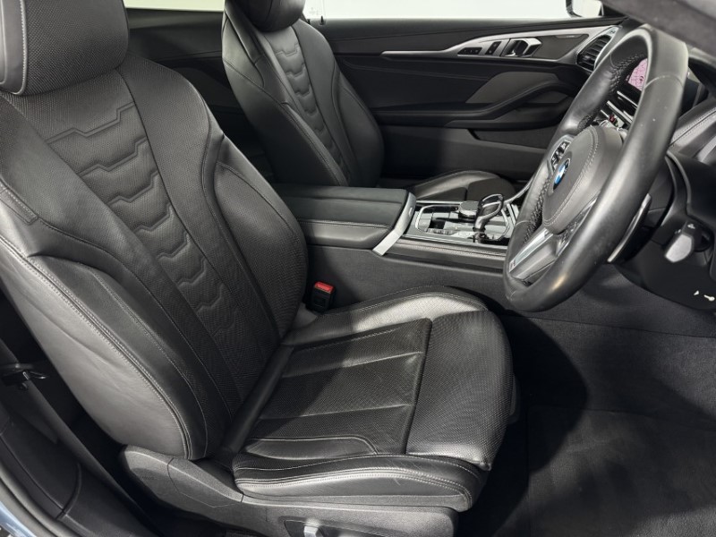 Used BMW 8 Series 2019 for sale - 77087678: Photo 11