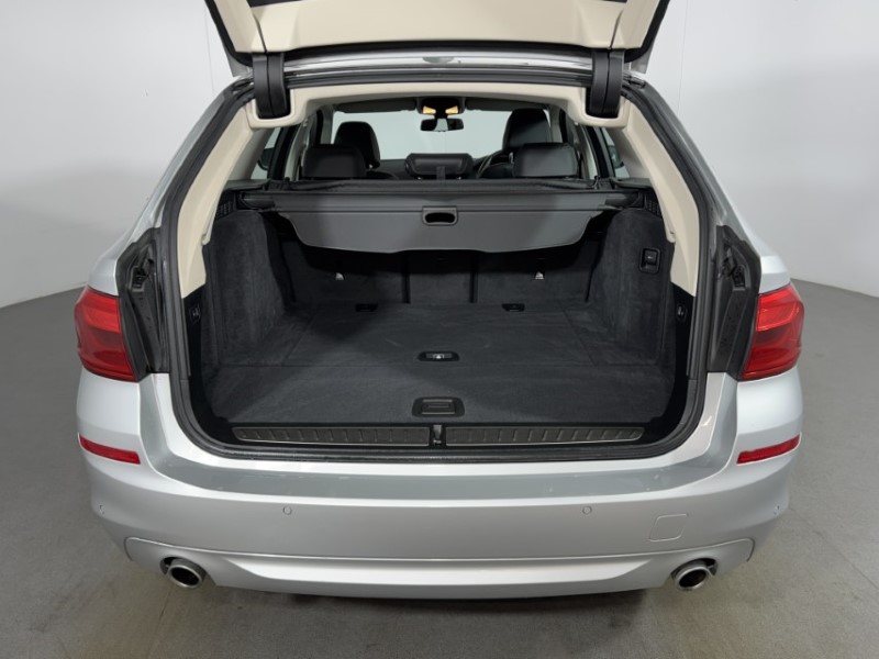 Used BMW 5 Series 2017 for sale - 77504451: Photo 13