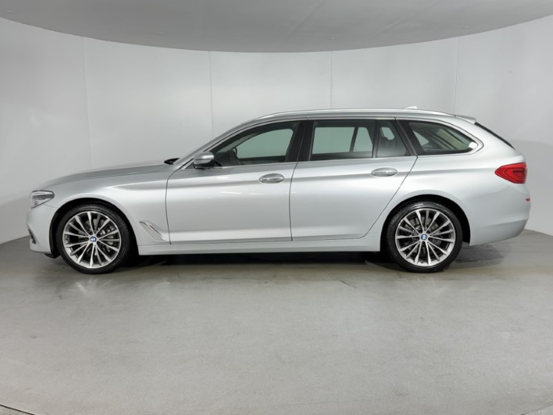 Used BMW 5 Series 2017 for sale - 77504451: Photo 52