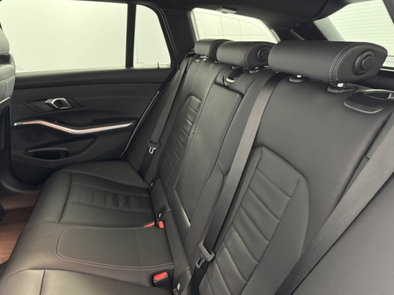 Used BMW 3 Series 2024 for sale - 78199104: Photo 12