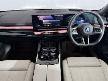 Used BMW i5 2025 for sale - 79383333: Photo