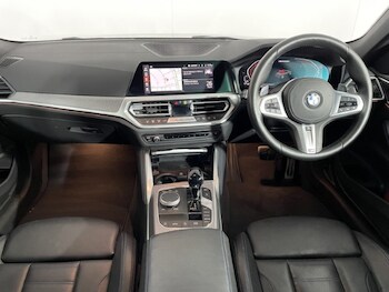 Used BMW 4 Series 2022 for sale - 76981333: Photo