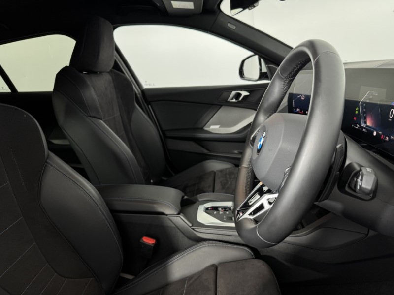 Used BMW 1 Series 2024 for sale - 77220426: Photo 11