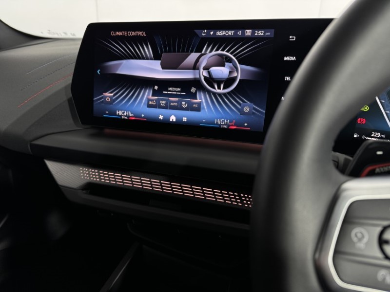 Used BMW 1 Series 2024 for sale - 77220426: Photo 29