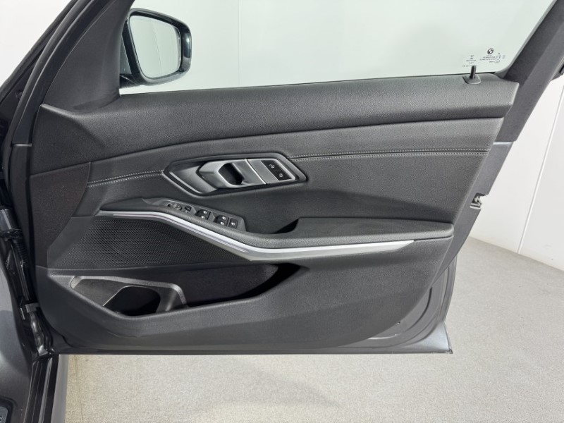 Used BMW 3 Series 2021 for sale - 77918119: Photo 26