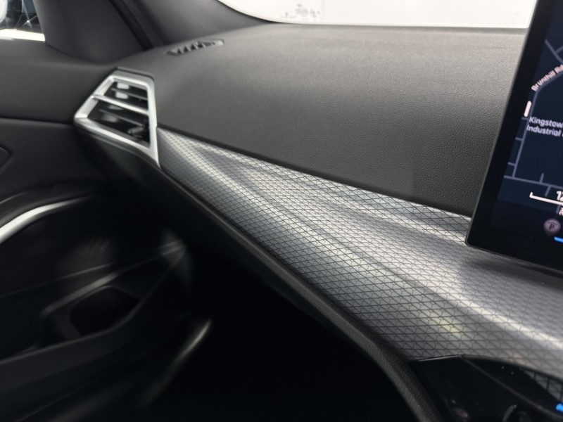 Used BMW 3 Series 2025 for sale - 77258387: Photo 20