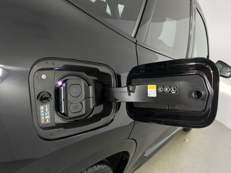 Used BMW iX1 2025 for sale - 76982028: Photo 42