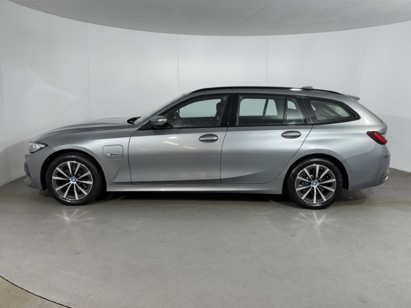 Used BMW 3 Series 2023 for sale - 77602068: Photo 48