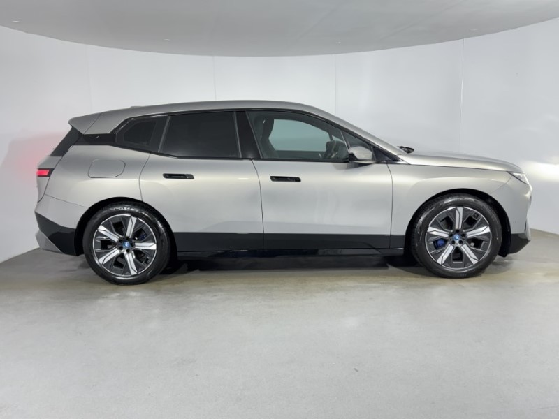 Used BMW iX 2022 for sale - 77323549: Photo 3