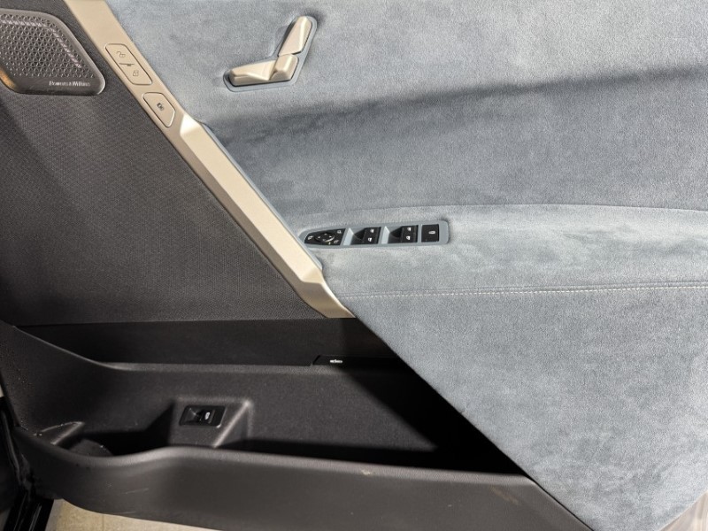 Used BMW iX 2022 for sale - 77323549: Photo 38