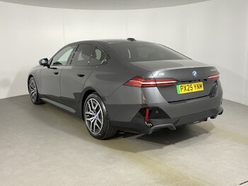 Used BMW i5 2025 for sale - 76982508: Photo