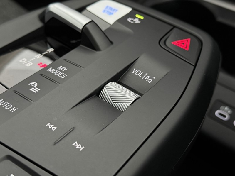 Used BMW iX1 2025 for sale - 77087700: Photo 31