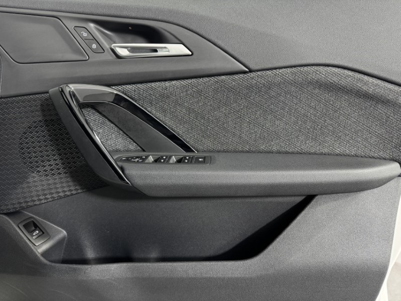 Used BMW iX1 2025 for sale - 77087700: Photo 35