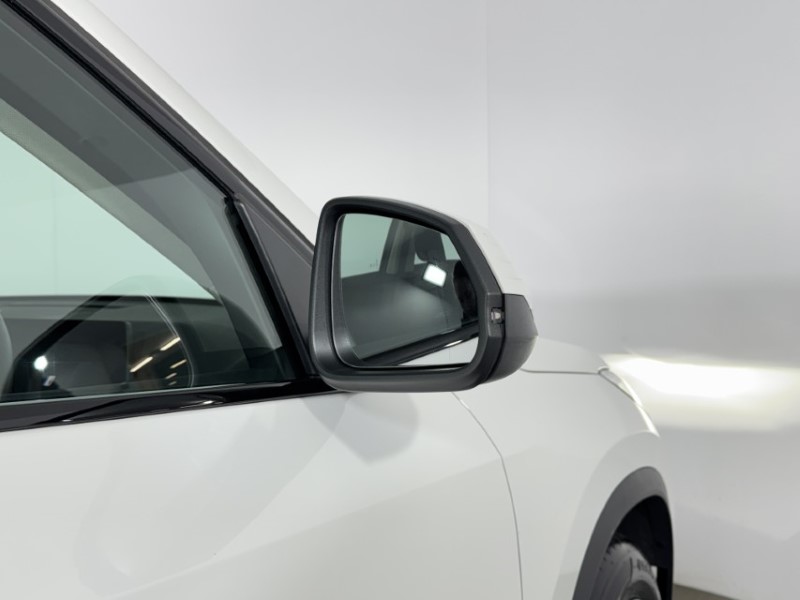 Used BMW iX1 2025 for sale - 77087700: Photo 45