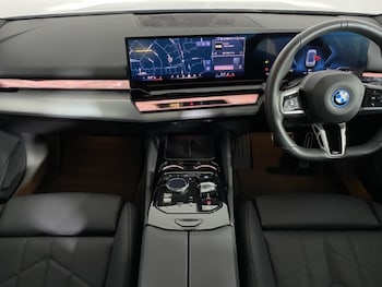 Used BMW i5 2025 for sale - 76981063: Photo