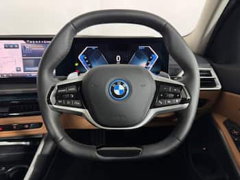 Used BMW 3 Series 2025 for sale - 79758918: Photo