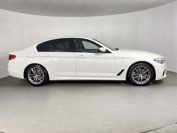 Used BMW 5 Series 2019 for sale - 77001431: Photo