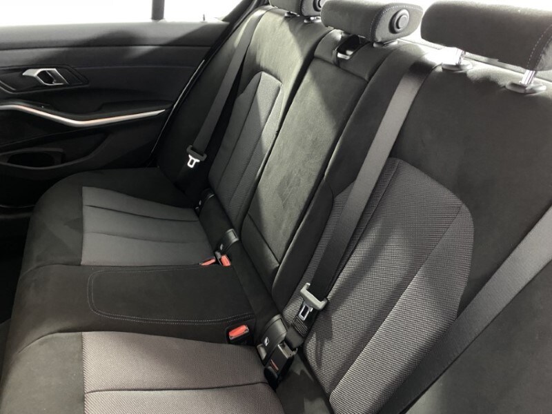 Used BMW 3 Series 2025 for sale - 77901214: Photo 12