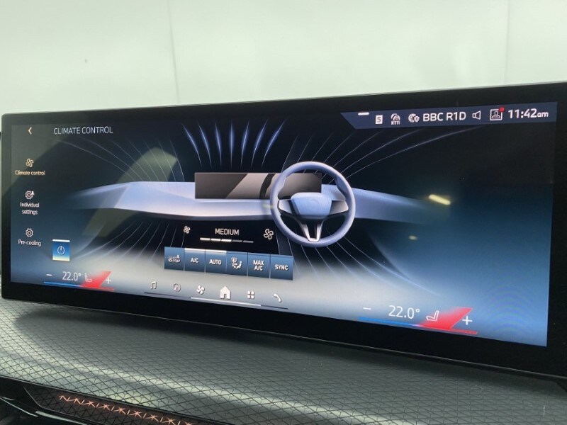 Used BMW 3 Series 2025 for sale - 77901214: Photo 27