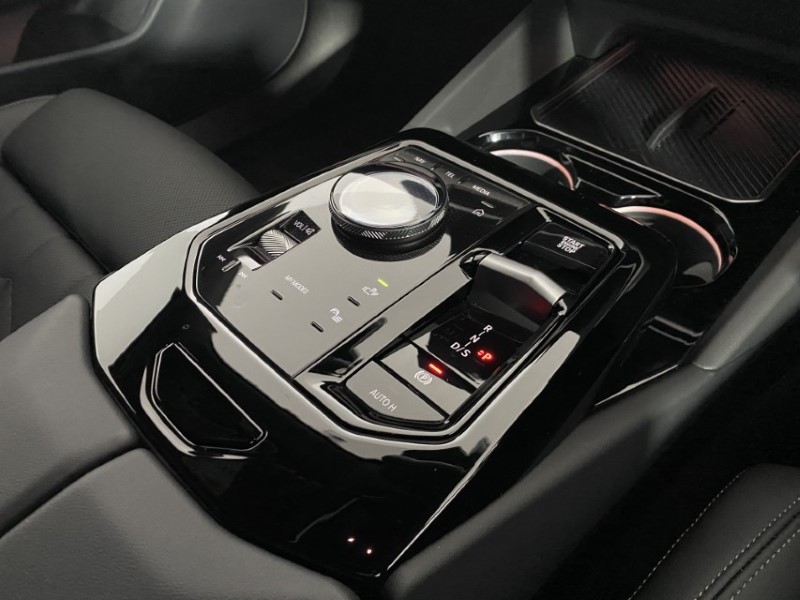 Used BMW 5 Series 2024 for sale - 76981601: Photo 10