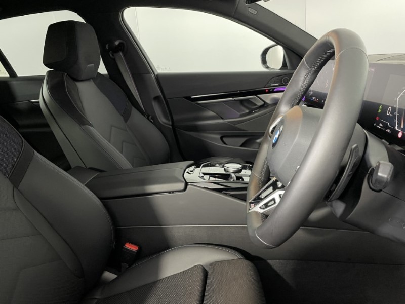 Used BMW 5 Series 2024 for sale - 76981804: Photo 11