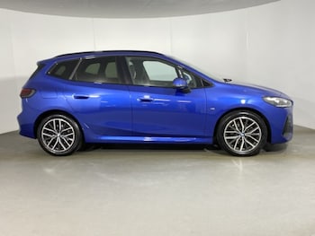 Used BMW 2 Series 2022 for sale - 77001435: Photo