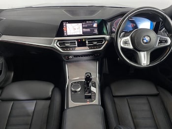 Used BMW 3 Series 2022 for sale - 77001373: Photo