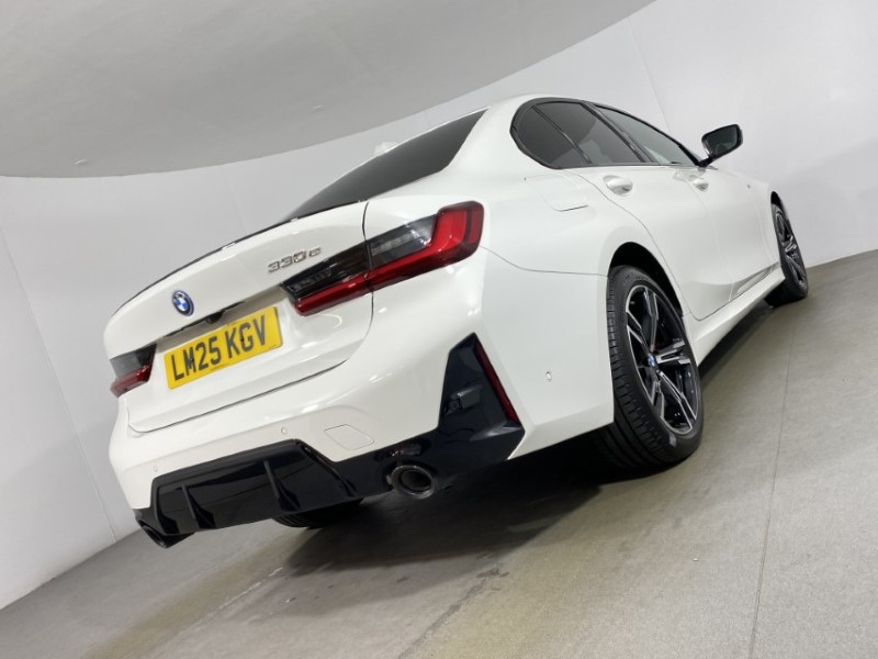 Used BMW 3 Series 2025 for sale - 76980929: Photo 42